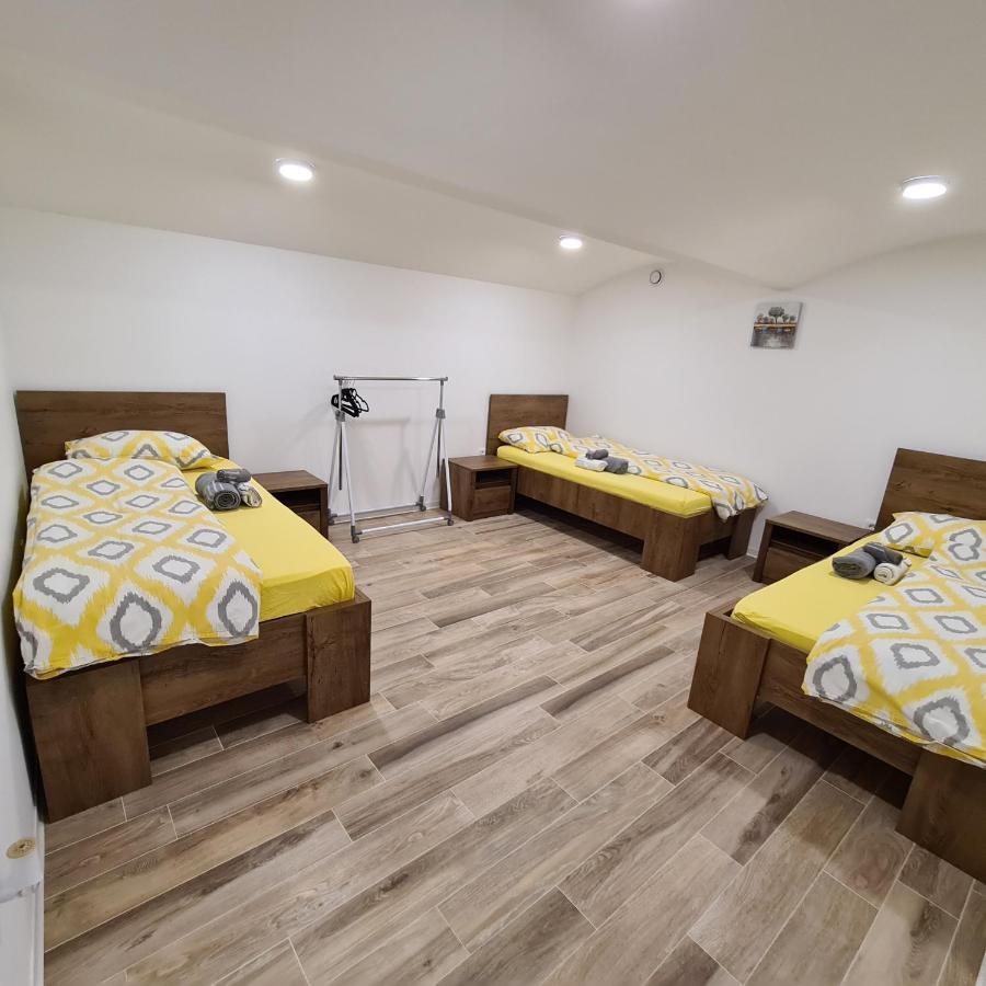 Apartment Dinlux Maribor Luaran gambar